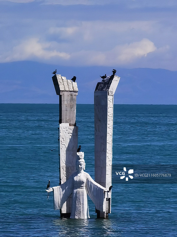 青海省海南州青海湖二郎剑景区：西王母像图片素材