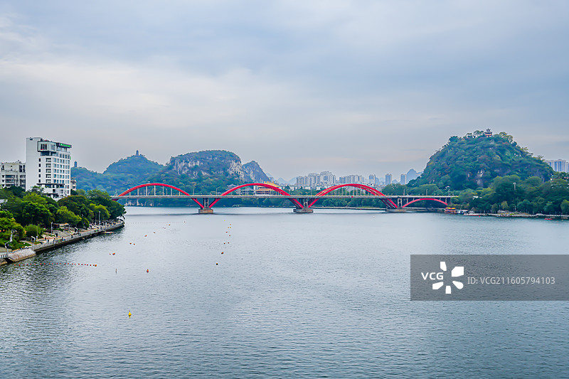 柳江上的文慧桥图片素材