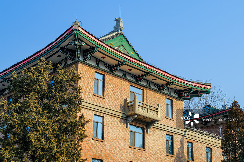 清华大学-学生公寓3号楼图片素材