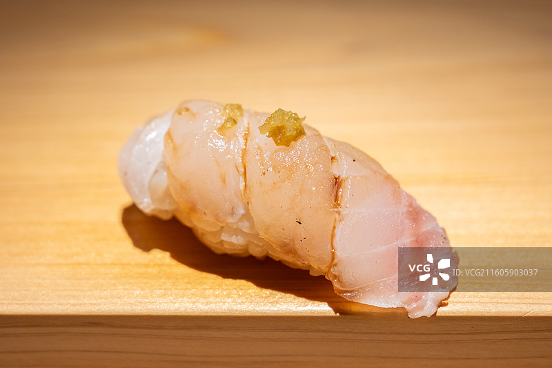 日本料理：生鱼片寿司图片素材