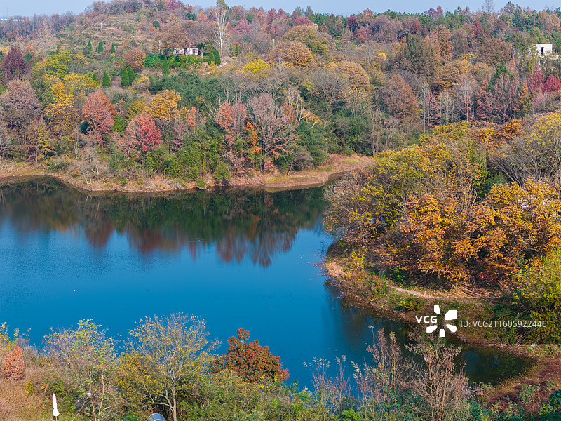 湖北武汉木兰湖风景区深秋风光图片素材