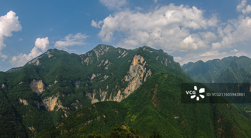 巫山当阳大峡谷夏日图片素材