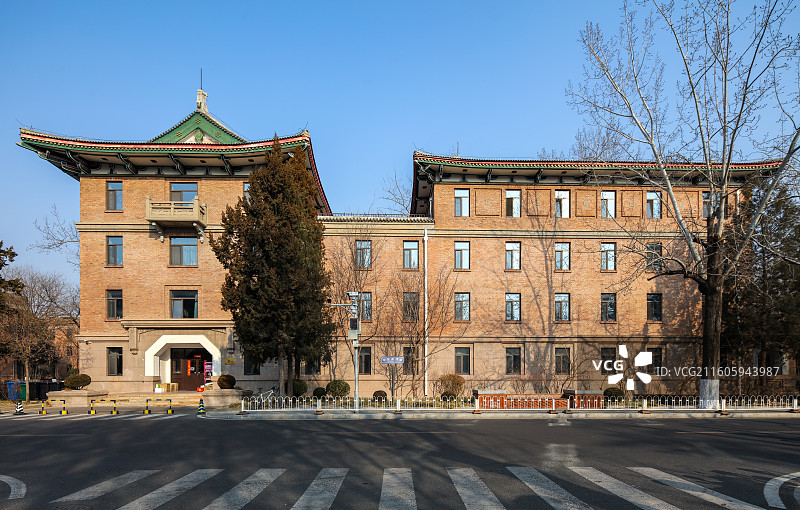 清华大学-学生公寓3号楼图片素材