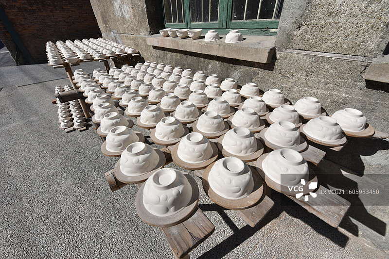 景德镇红旗瓷厂的瓷坯图片素材