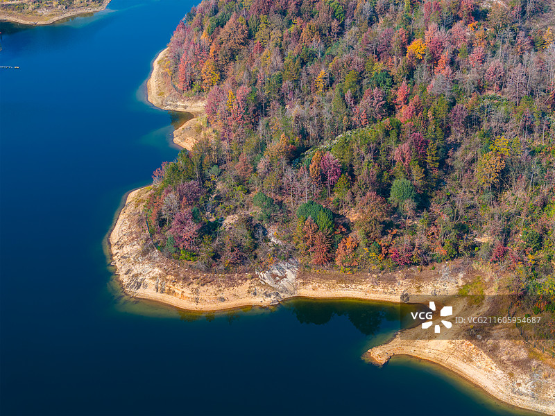 湖北武汉木兰湖风景区深秋风光图片素材