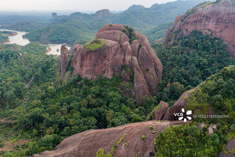 江西省上饶市丹霞仙境龟峰景区图片素材