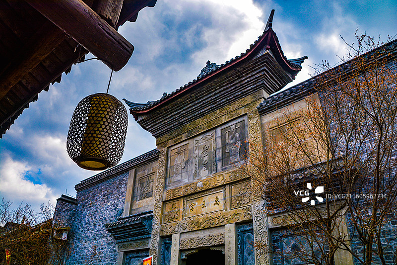 重庆风光潼南双江古镇牌科墙门斗拱石雕图片素材