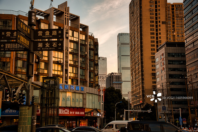 中国湖南省长沙市市中心城市街头风光图片素材