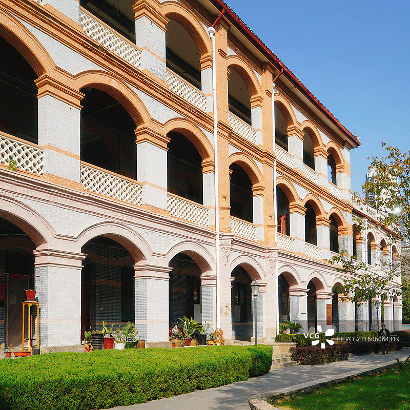 华东政法大学（长宁校区）思颜堂图片素材