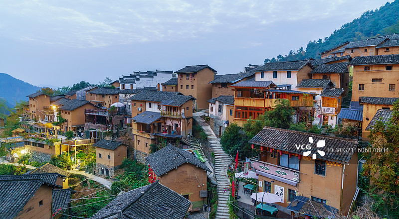皖南秋色安徽黄山歙县阳产土楼清晨早晨图片素材
