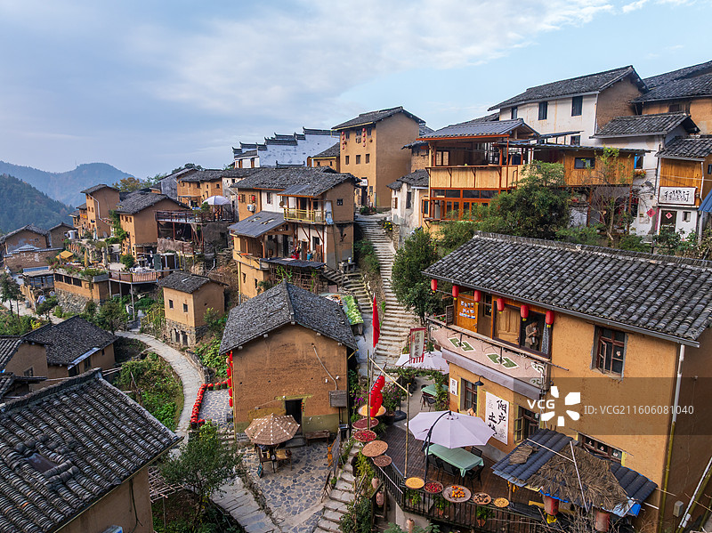 安徽黄山歙县阳产土楼秋天图片素材