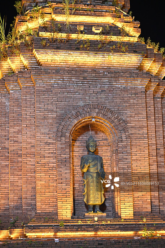 寺庙里的佛像图片素材