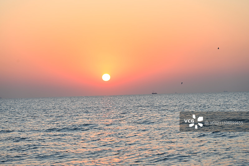 秦皇岛昌黎县阿那亚黄金海岸日出时分图片素材