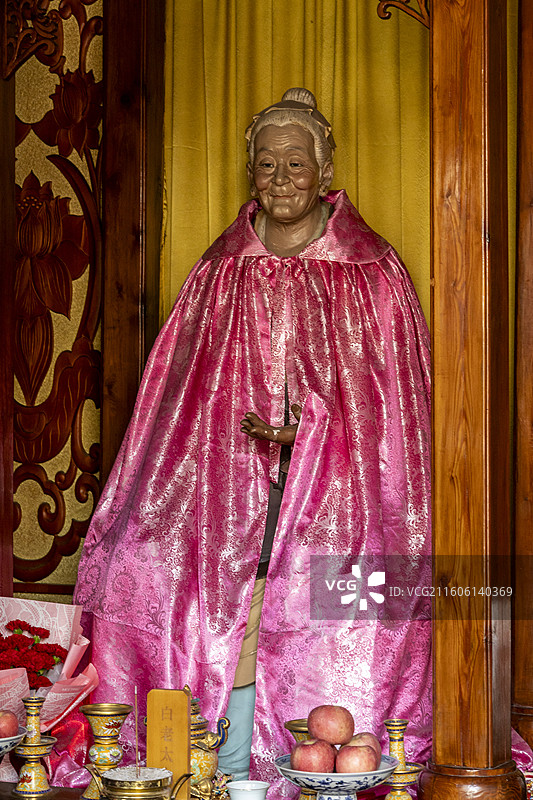 天津市古文化街天后宫：南配殿白老太太图片素材