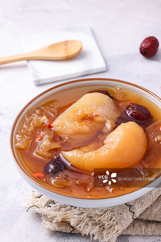 银耳雪梨汤图片素材