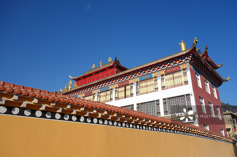 云南省怒江州贡山县G219国道丙中洛镇：东风村普化寺图片素材