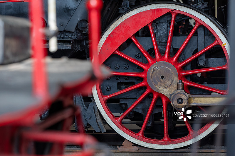 蒸汽机车巨大的车轮图片素材