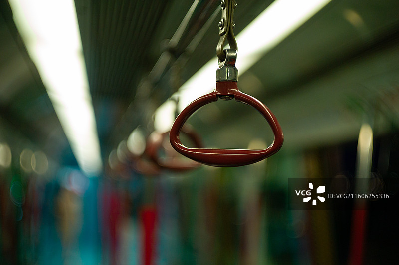 香港旧地铁拉环特写图片素材