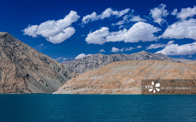 新疆·班迪尔蓝湖图片素材