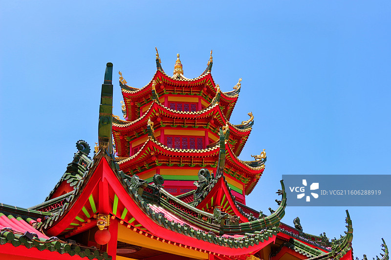 绍兴上虞秀峰寺以其清幽的环境、深厚的历史底蕴和独特的寺在峰顶的建筑特色而闻名，被誉为江南的布达拉宫图片素材