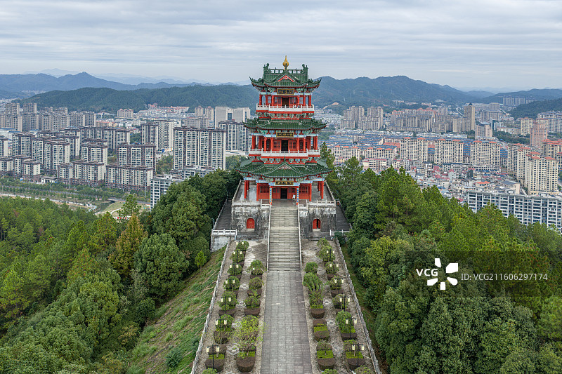 江西省上饶市德兴市江南四大名楼凤凰湖聚远楼图片素材