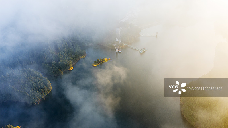 湖北利川佛宝山水库美景如画图片素材