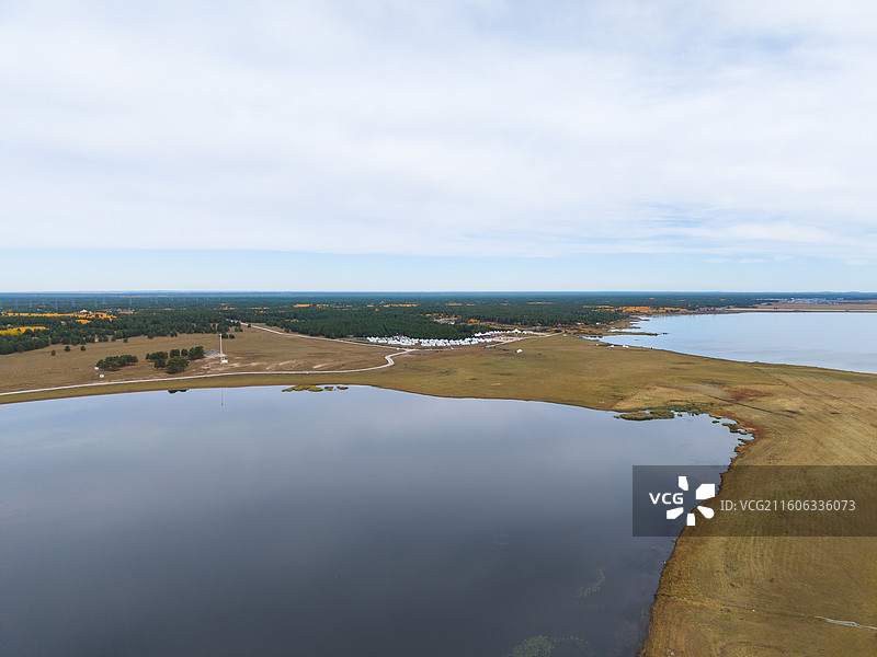 航拍下的呼和诺尔湖景区，内蒙古呼伦贝尔图片素材