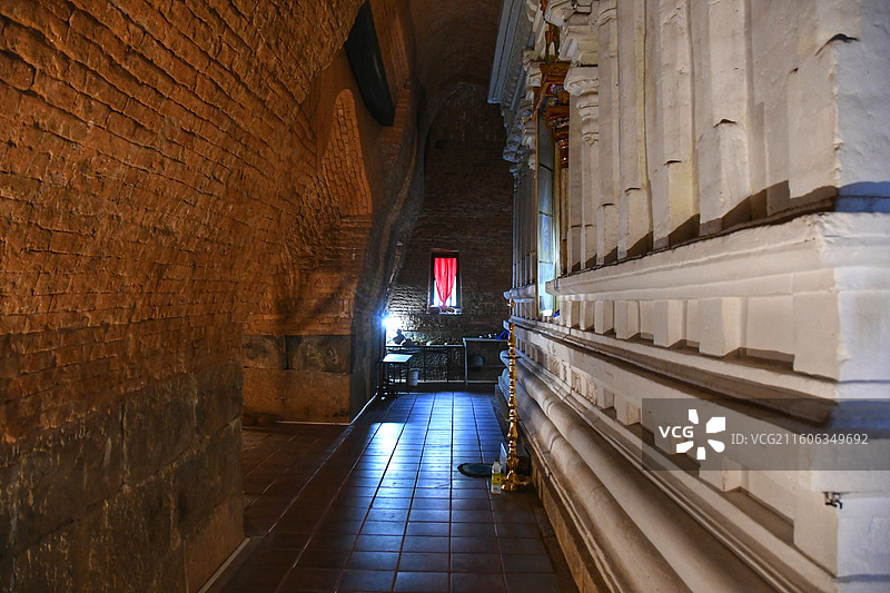 斯里兰卡 兰卡提拉卡寺 Sri Lankathilake Rajamaha Viharaya图片素材