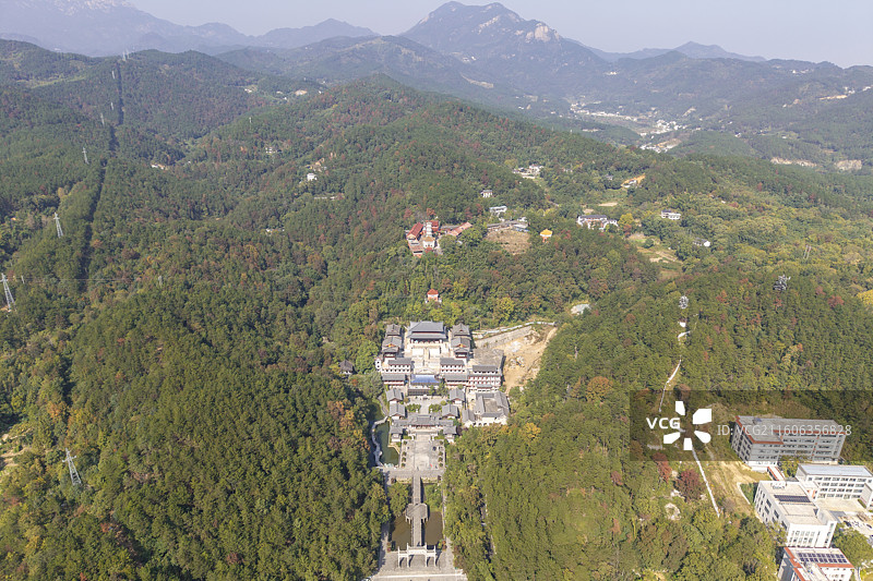 航拍安庆潜山三祖寺风光图片素材