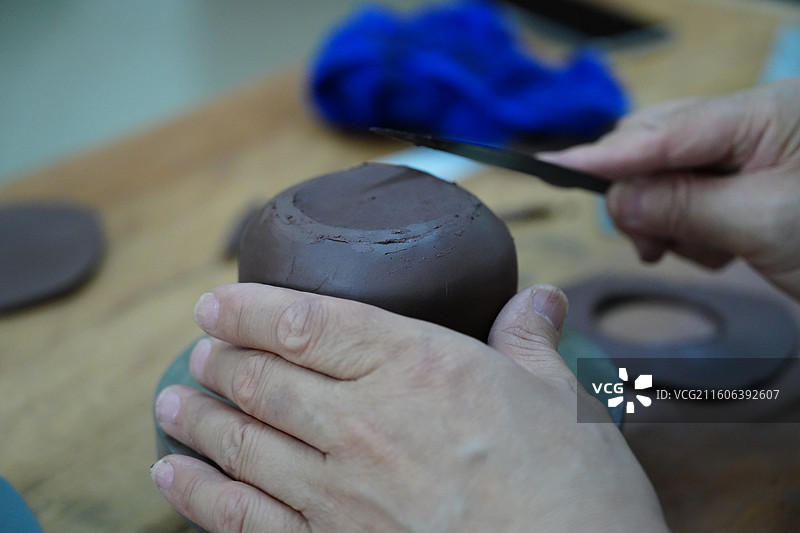 紫砂 陶艺 制作 纯手工 非遗 手工艺 手 特写 镜头图片素材