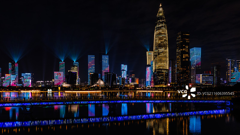 广东深圳十五全运会闭幕式人才公园日落晚霞灯光秀图片素材