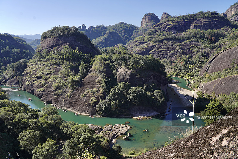 登顶武夷山天游峰俯瞰九曲溪图片素材