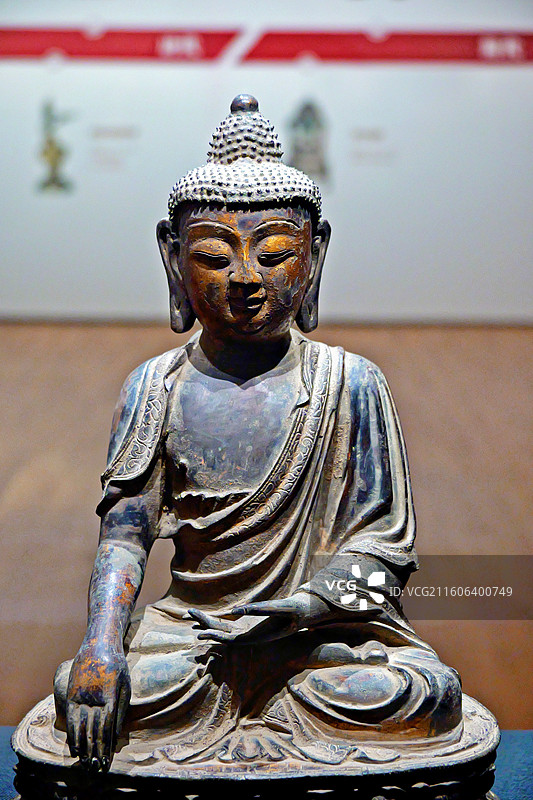 甘肃岷县博物馆藏明代释迦牟尼佛像图片素材