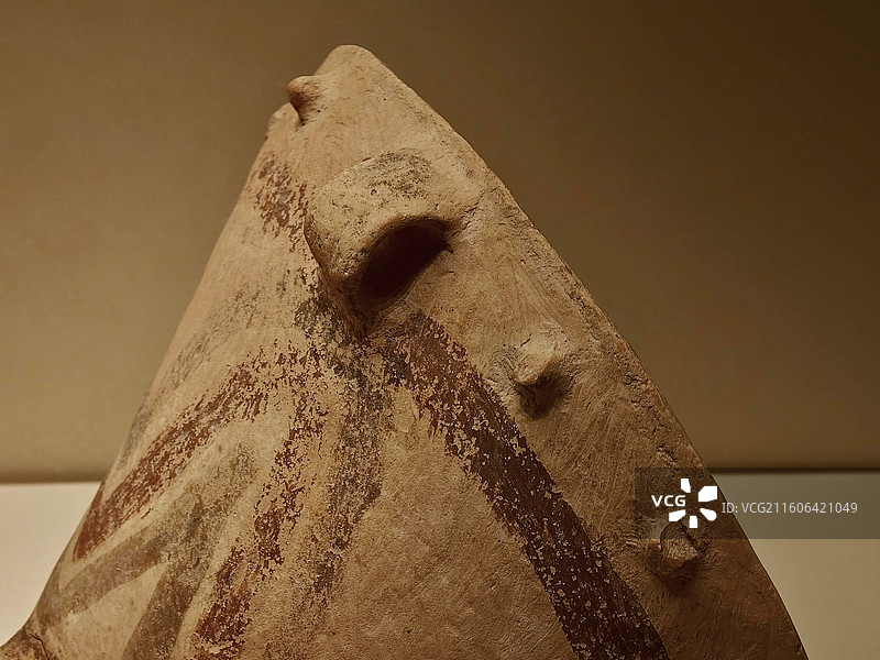 彩陶鼓 马家窑文化（约公元前3200年一前2000年）1986年甘肃永登乐山坪出土 中国国家博物馆藏图片素材