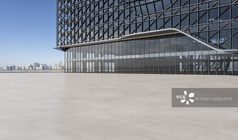 城市广场_玻璃幕墙_建筑空间图片素材