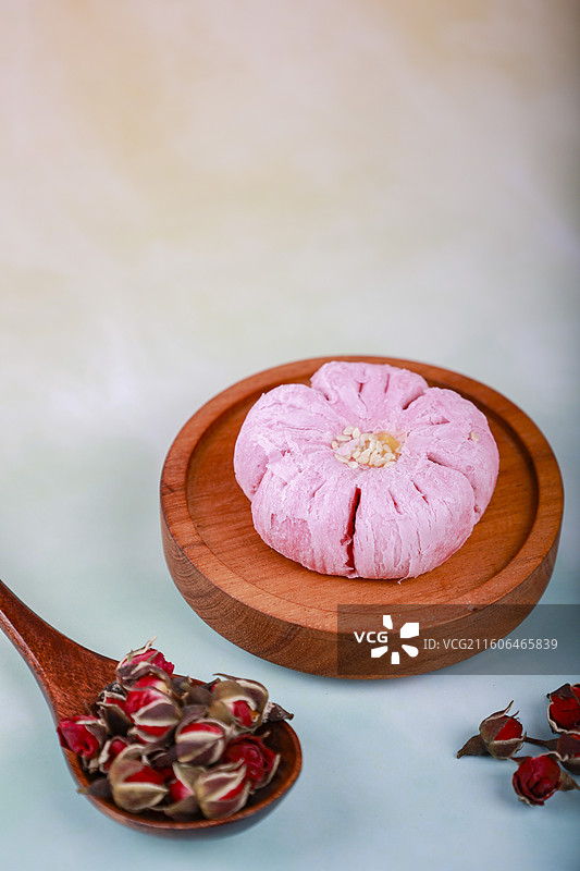 桃花酥樱花酥饼酥皮类中式糕点点心图片素材