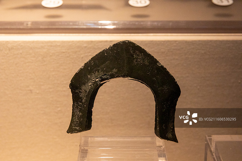 镇江博物馆春秋 青铜犁铧 1975年高淳县顾陇公社松溪大队出土图片素材