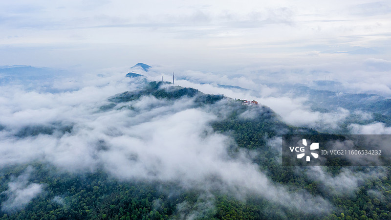 雾漫苏仙岭图片素材