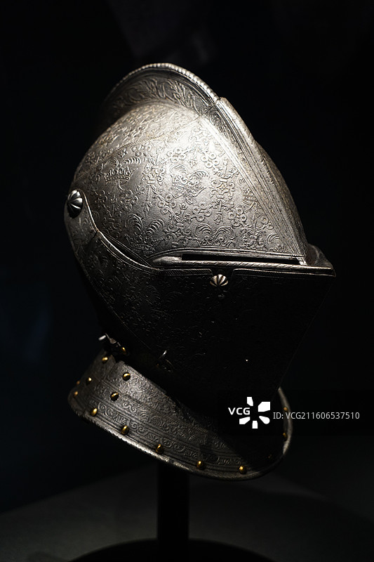 欧洲骑士装备与装甲图片素材