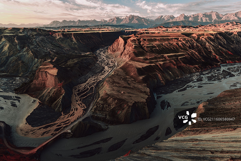 安集海大峡谷日出图片素材