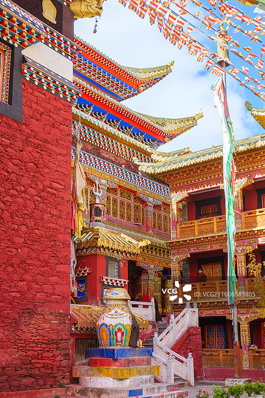 四川甘孜州康定金刚寺图片素材