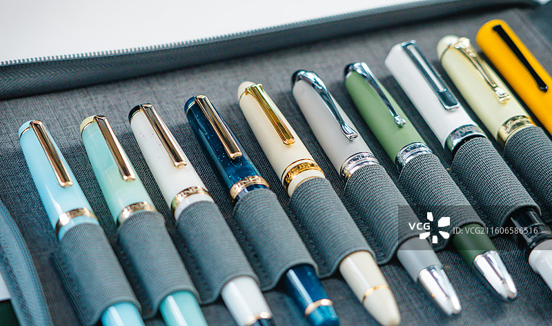 钢笔文具书法练字图片素材