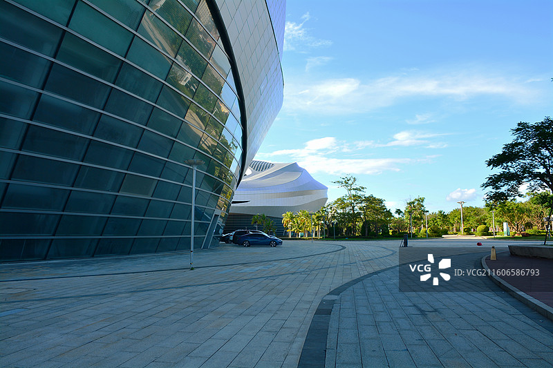 海南海花岛电影城（汽车广告背景图）图片素材