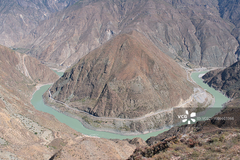 金沙江第一湾 大拐弯 云南 迪庆 香格里拉图片素材