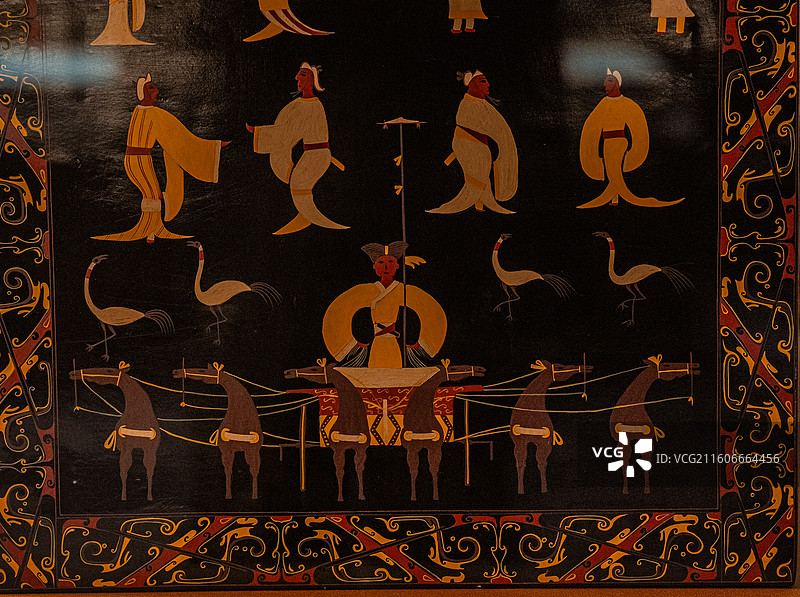 战国 彩绘漆棺 严仓一号墓出土 荆门市博物馆 镇馆之宝 国宝图片素材