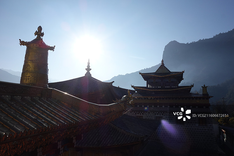 云南省怒江州贡山县G219国道丙中洛镇：东风村普化寺图片素材