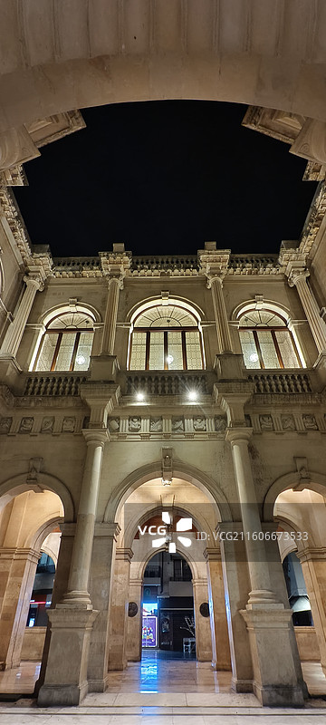 希腊克里特岛-威尼斯凉廊，建于1626-1628年间，现在是市政厅图片素材