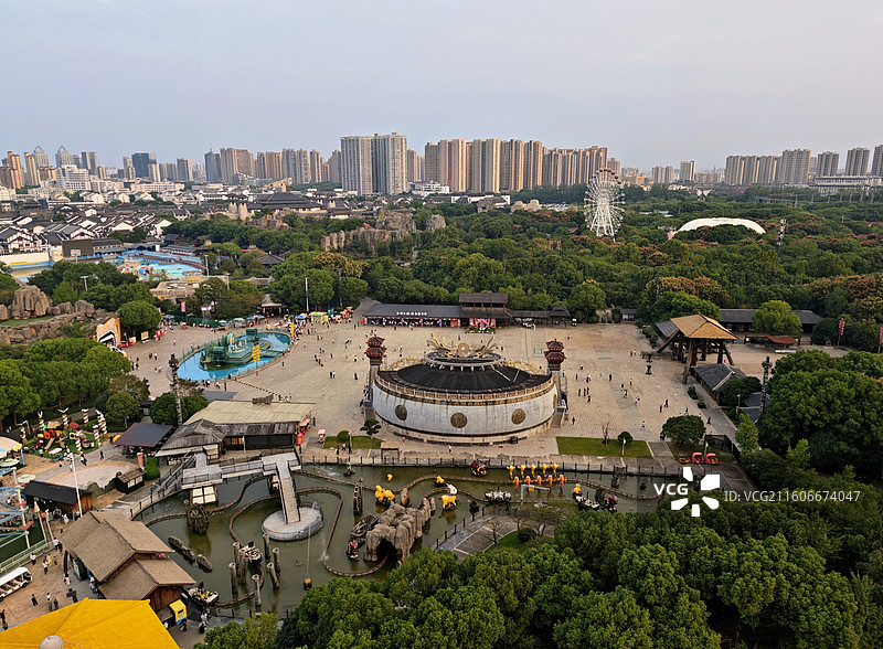 常州淹城春秋乐园 以2700年历史的淹城遗址（全国重点文保单位）为核心，把春秋文化与现代游乐完美融合图片素材