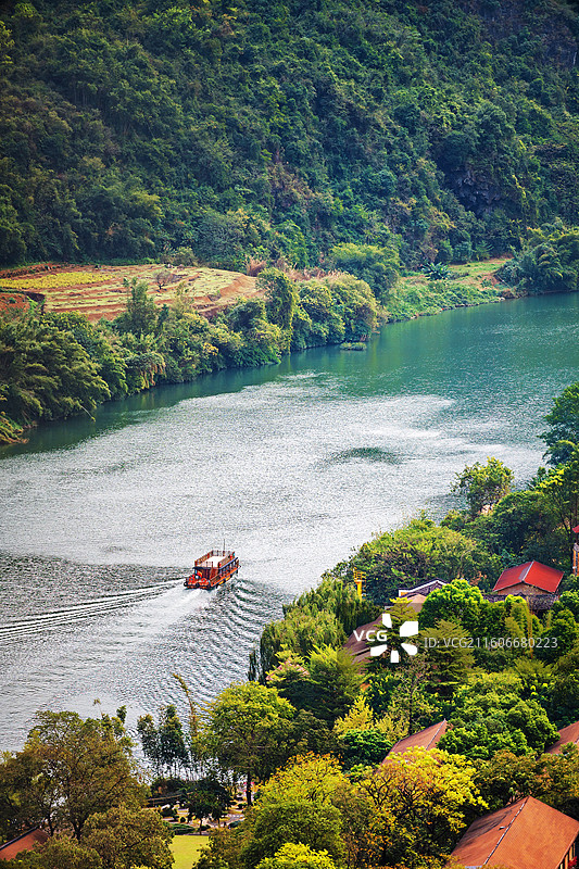 湟川三峡擎天玻璃桥风光拍摄图片素材