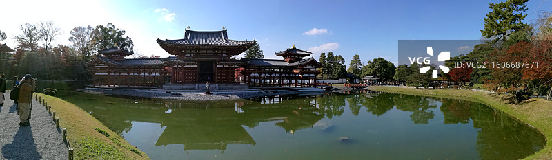 日本宇治明治天皇行幸所平等院秋天小叶红枫建筑构件图片素材